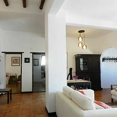 Casa Emerenciana * Femés