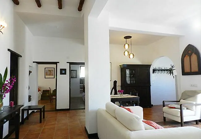 Casa Emerenciana * Femés